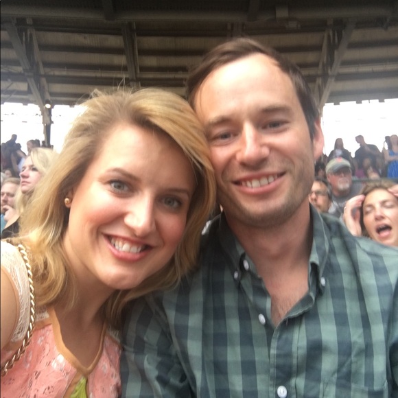 Meet your Posher, Anslee - Picture 3 of 7